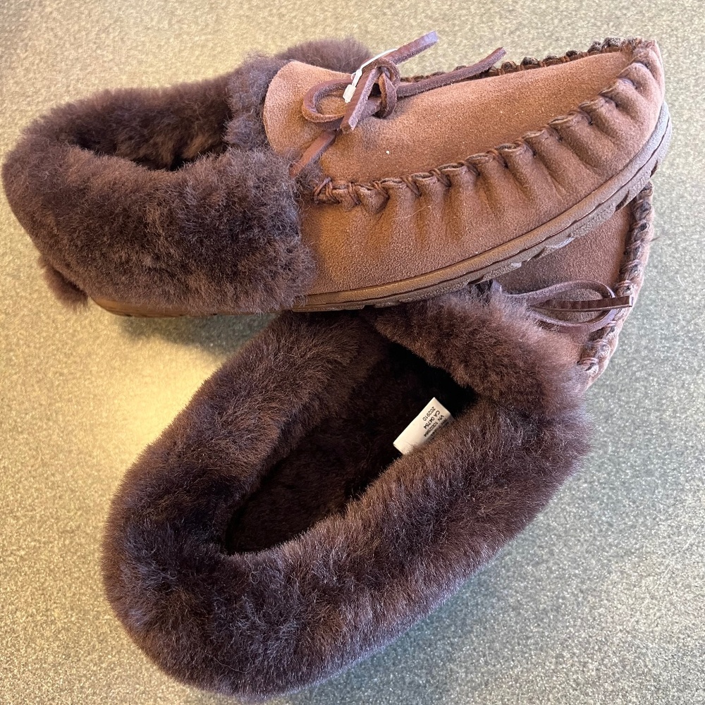 LL Bean Women's Wicked Good Moccasins Size 9M NWOT